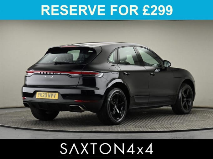 2025 Porsche Macan