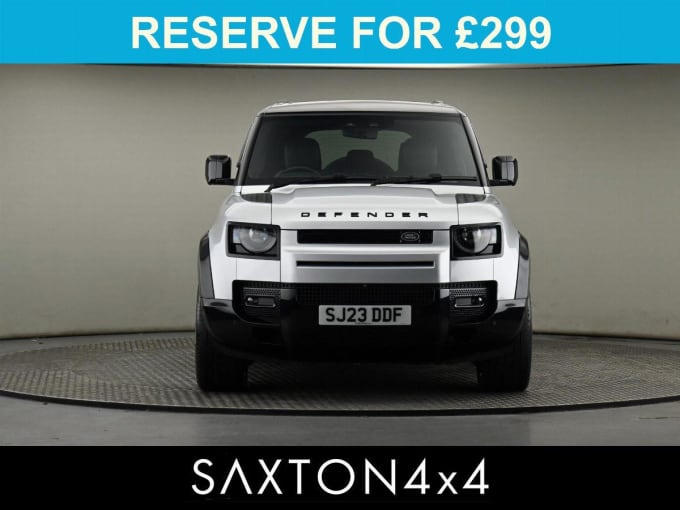 2025 Land Rover Defender 110