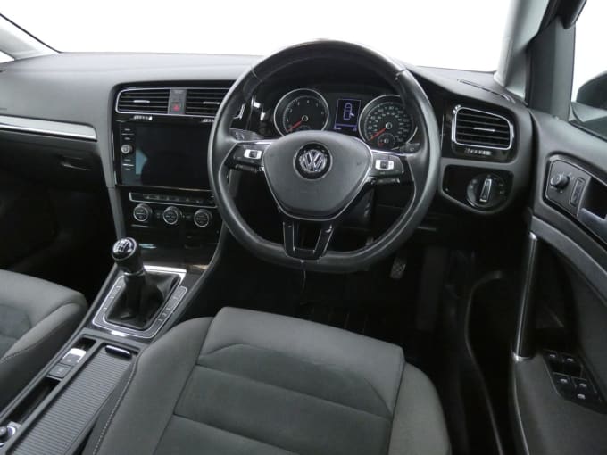 2019 Volkswagen Golf