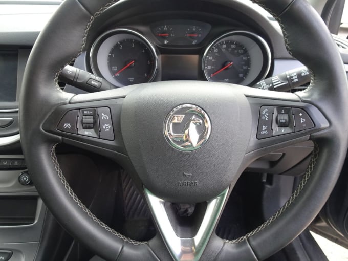 2020 Vauxhall Astra