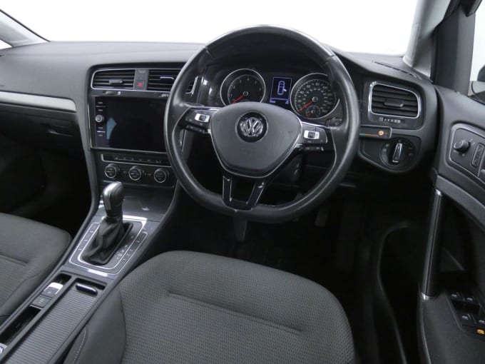 2024 Volkswagen Golf