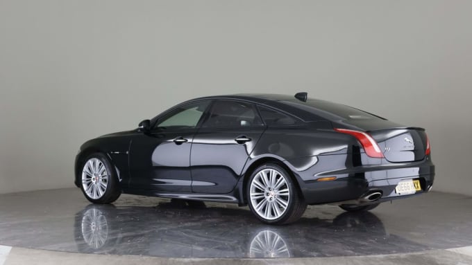 2017 Jaguar Xj