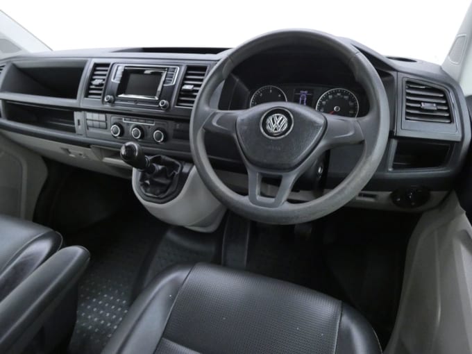 2024 Volkswagen Transporter Shuttle