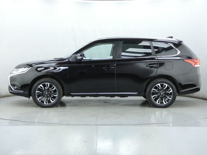 2024 Mitsubishi Outlander