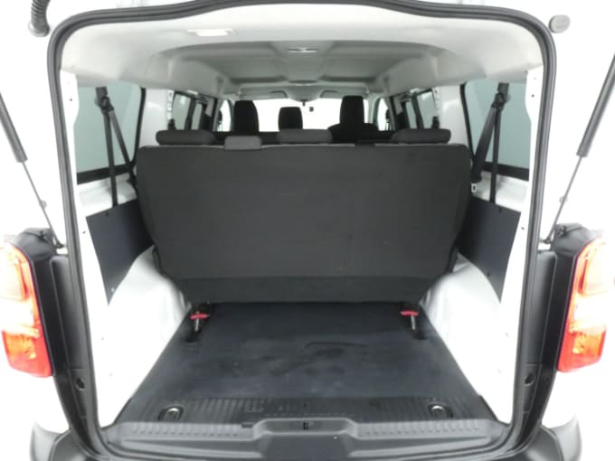 2024 Toyota Proace Verso