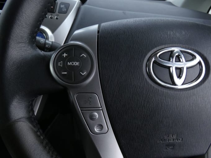 2024 Toyota Prius Plus