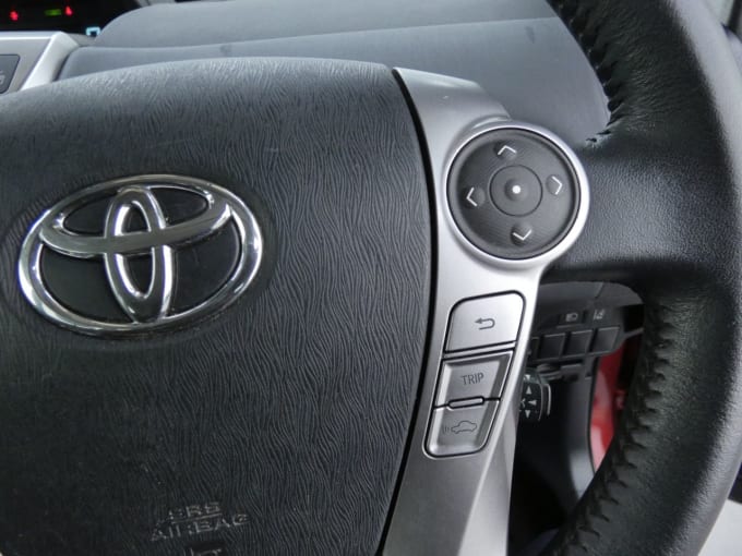 2024 Toyota Prius Plus