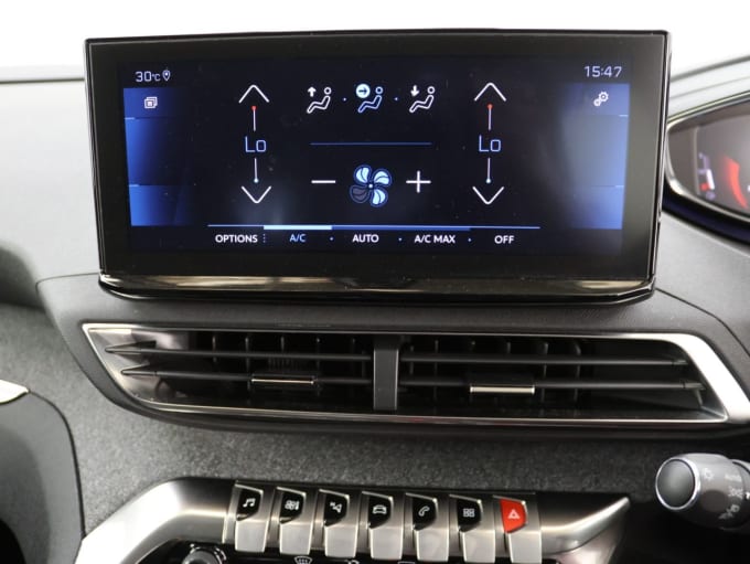 2025 Peugeot 5008