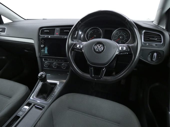 2024 Volkswagen Golf