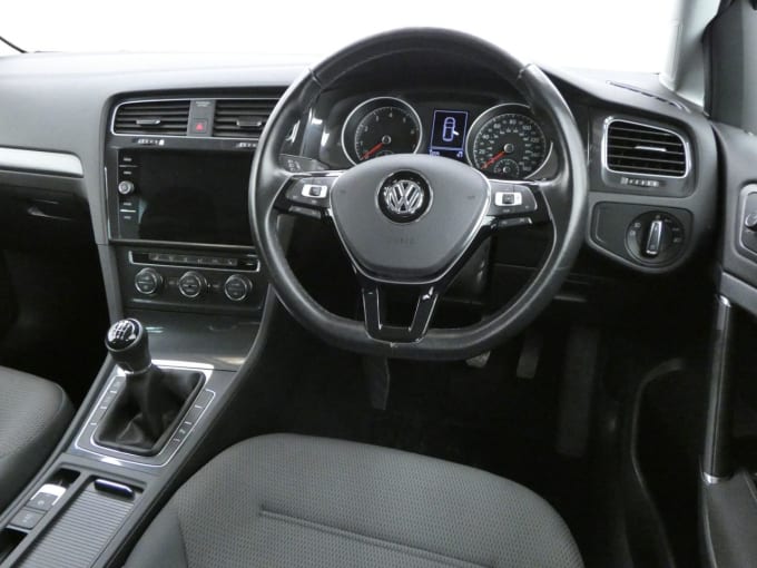 2024 Volkswagen Golf