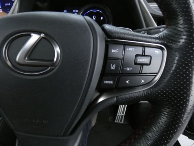 2024 Lexus Es