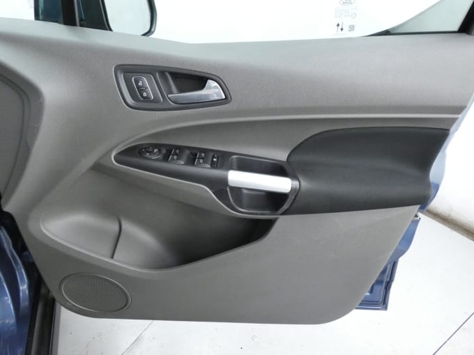 2024 Ford Grand Tourneo Connect