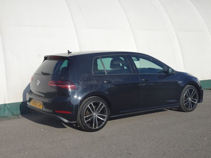 2024 Volkswagen Golf