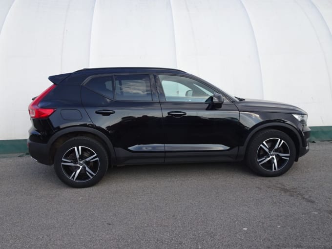 2024 Volvo Xc40