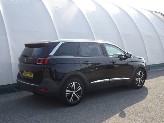 2024 Peugeot 5008