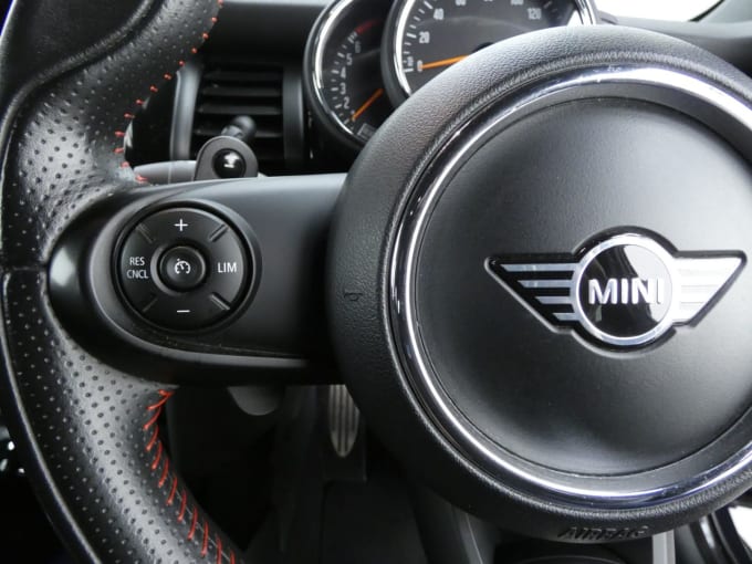 2024 Mini Hatch Cooper