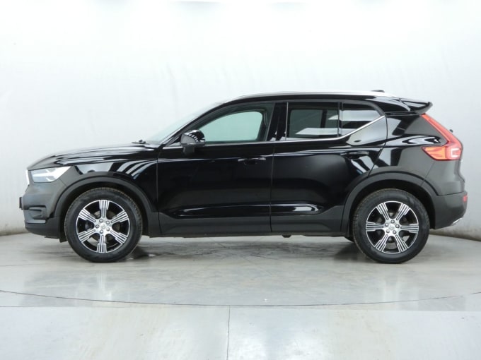 2024 Volvo Xc40