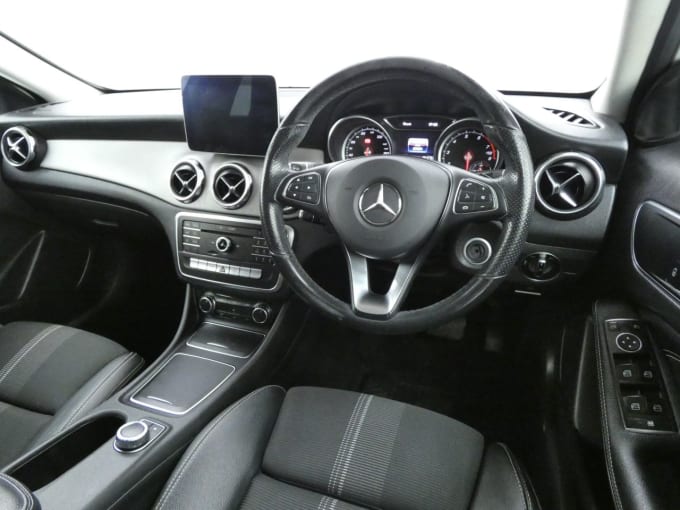 2024 Mercedes-benz Gla-class