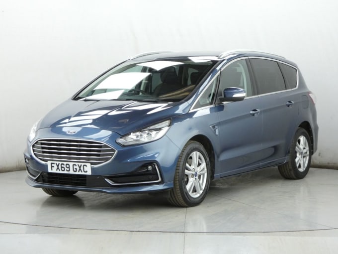 2025 Ford S-max