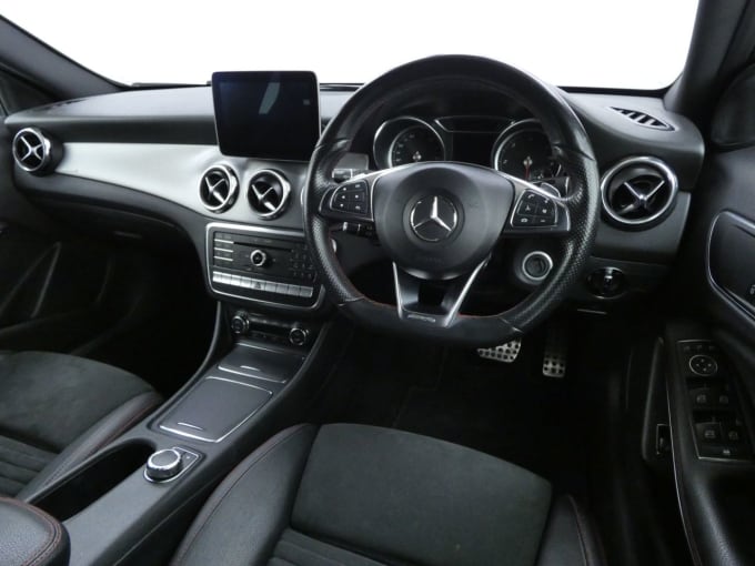 2025 Mercedes-benz Gla-class