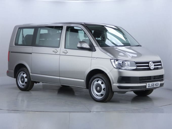 2025 Volkswagen Transporter Shuttle