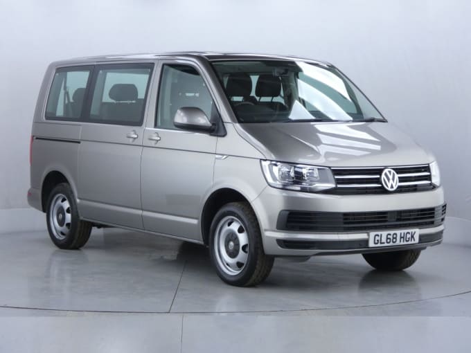 2025 Volkswagen Transporter Shuttle