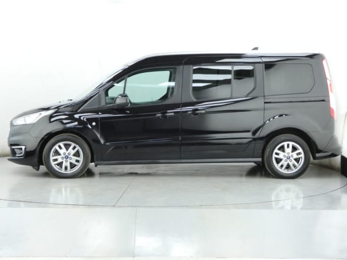 2025 Ford Grand Tourneo Connect