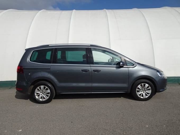 2024 Volkswagen Sharan