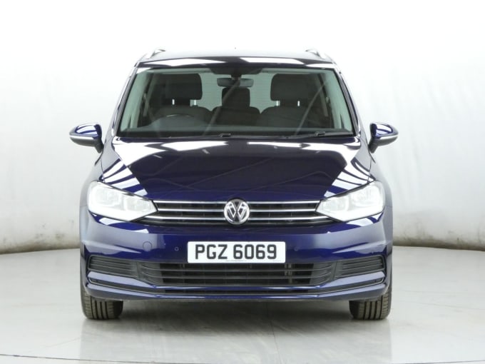 2025 Volkswagen Touran