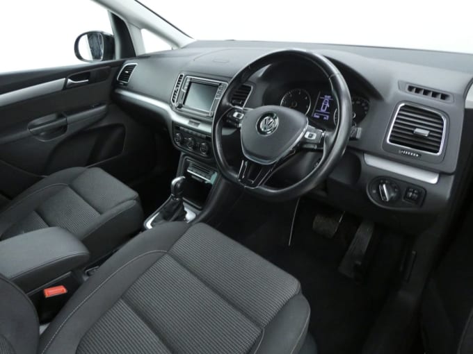 2025 Volkswagen Sharan