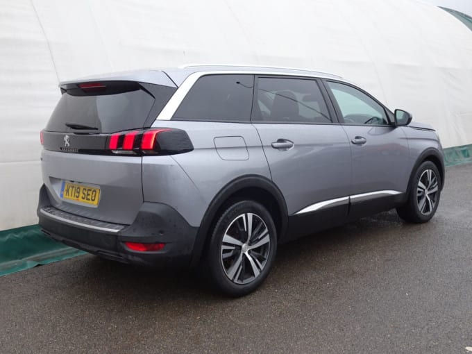 2024 Peugeot 5008