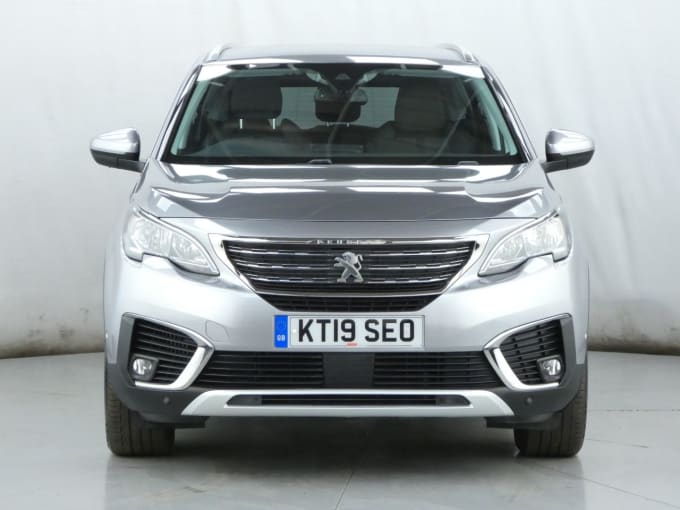 2025 Peugeot 5008