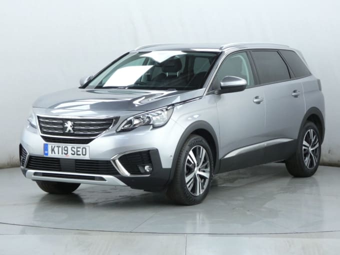 2025 Peugeot 5008