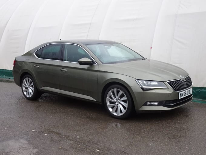 2024 Skoda Superb