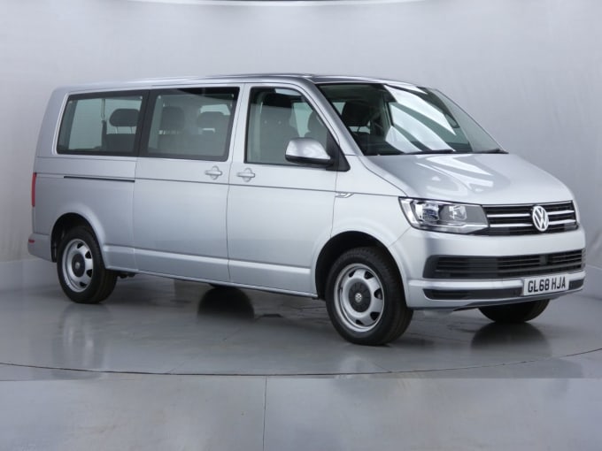 2025 Volkswagen Transporter Shuttle