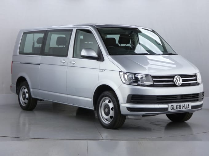 2025 Volkswagen Transporter Shuttle