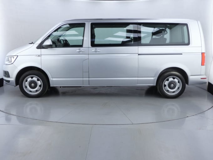 2025 Volkswagen Transporter Shuttle