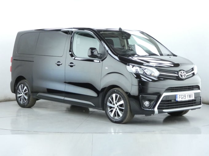 2025 Toyota Proace Verso