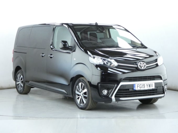 2025 Toyota Proace Verso