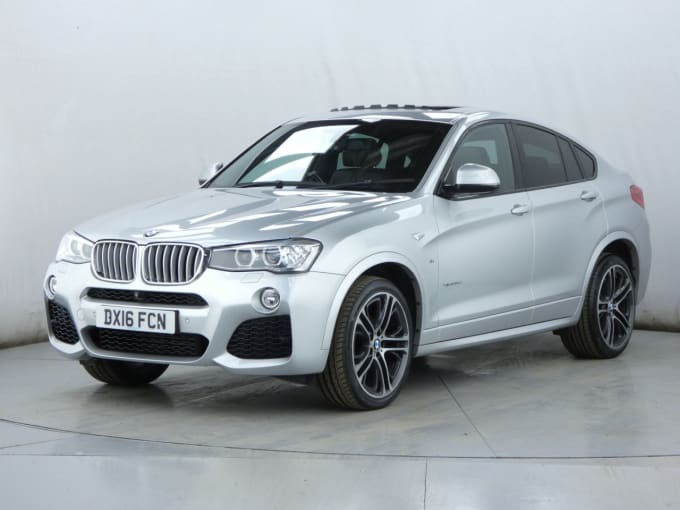 2025 BMW X4