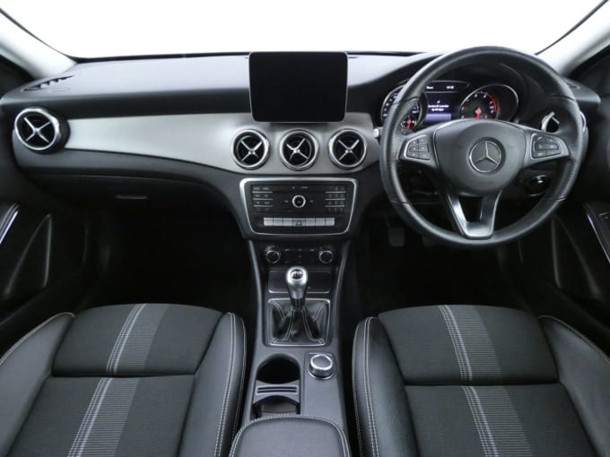 2025 Mercedes-benz Gla-class