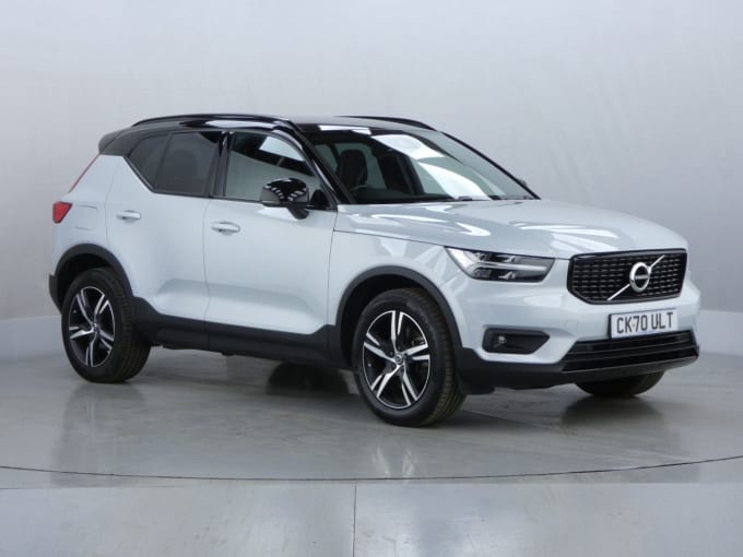 2025 Volvo Xc40