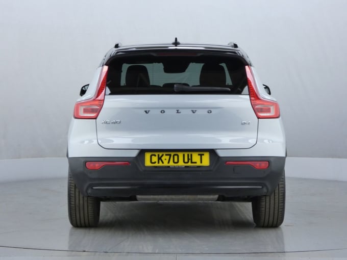 2025 Volvo Xc40