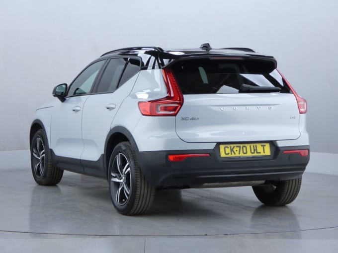 2025 Volvo Xc40