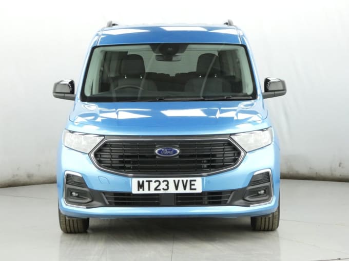 2025 Ford Grand Tourneo Connect