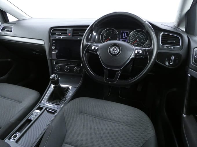 2025 Volkswagen Golf