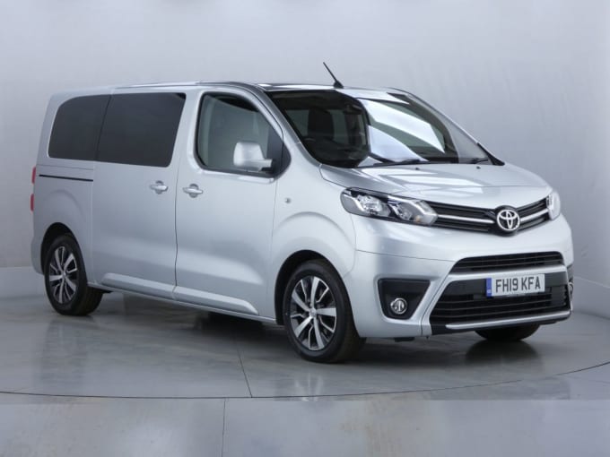 2025 Toyota Proace Verso