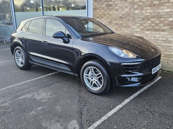 2025 Porsche Macan