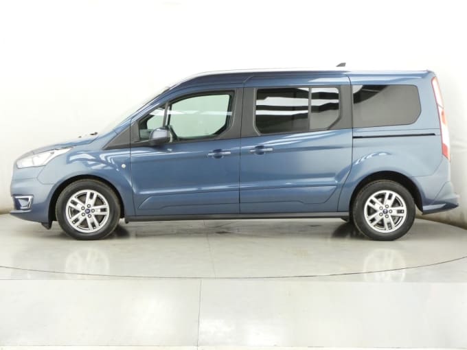 2025 Ford Grand Tourneo Connect