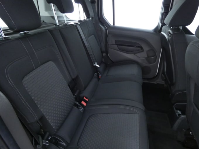 2025 Ford Tourneo Connect